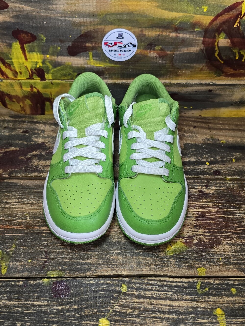 Nike Dunk Low Chlorophyll White Green DH9765-301 GS Size 4.5Y=Women's 6 Used - Picture 2 of 8